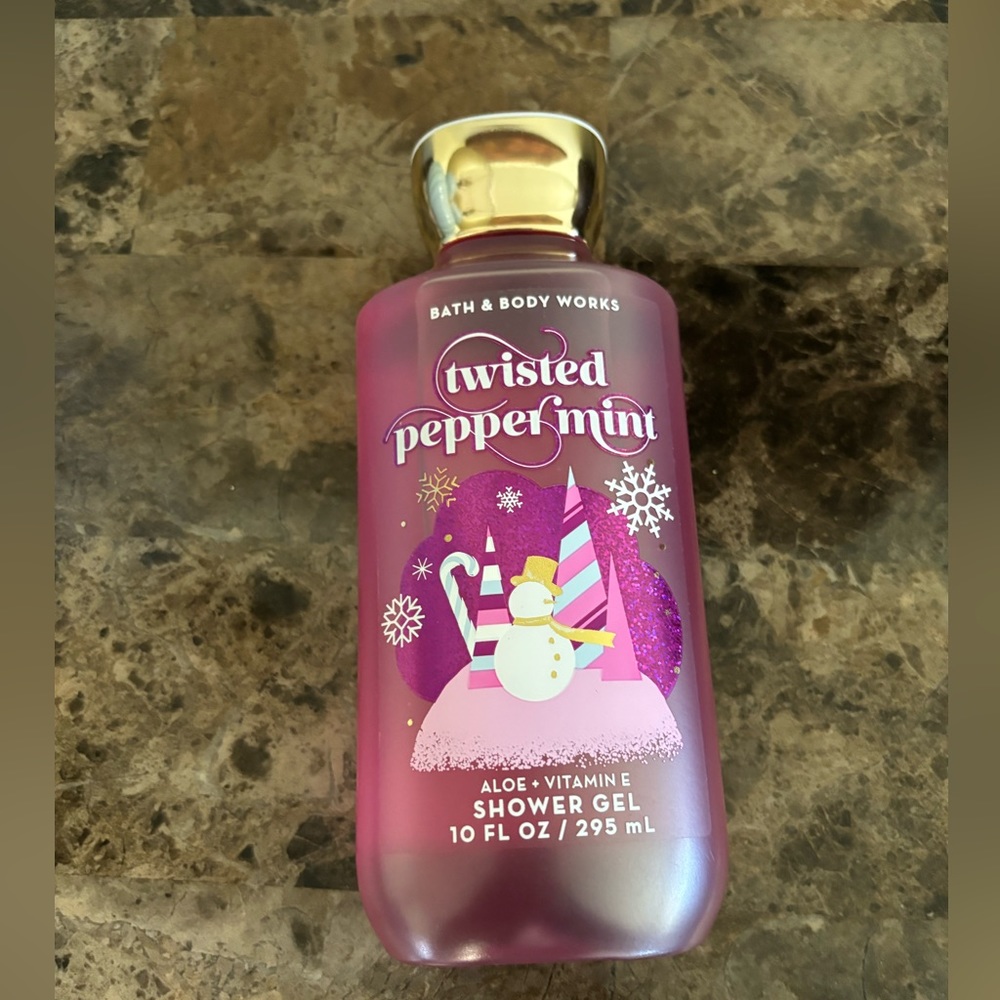 Bath & Body Works Shower Gel 10 fl oz Twisted Peppermint 2022 Holiday Scent New